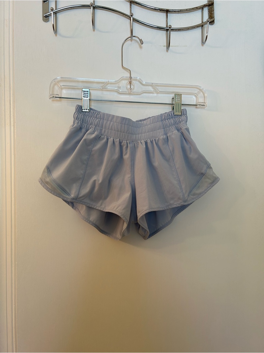 Lululemon - Hotty hot low-rise lined short 2.5